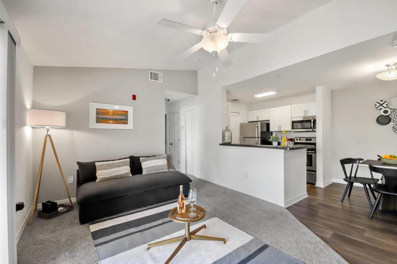 Comfy And Spacious 1Br W Pool Gym Workspace Bradenton Exteriér fotografie